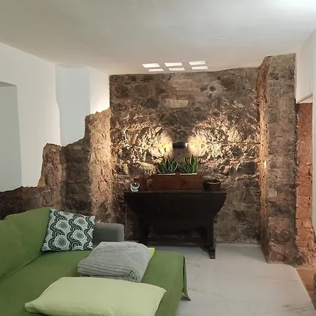 Dionisio House *